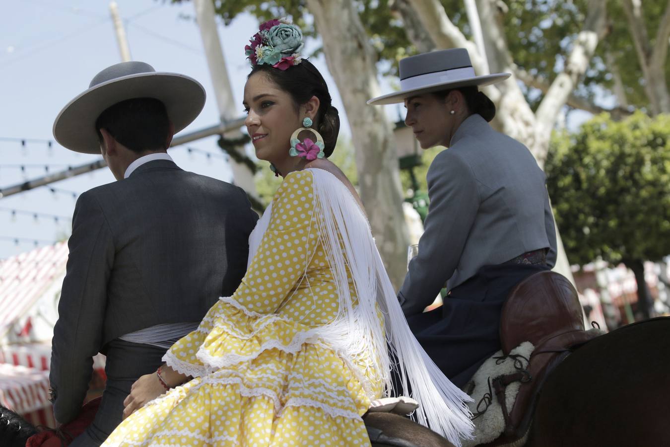 Bullicioso martes de Feria de Abril de Sevilla 2018