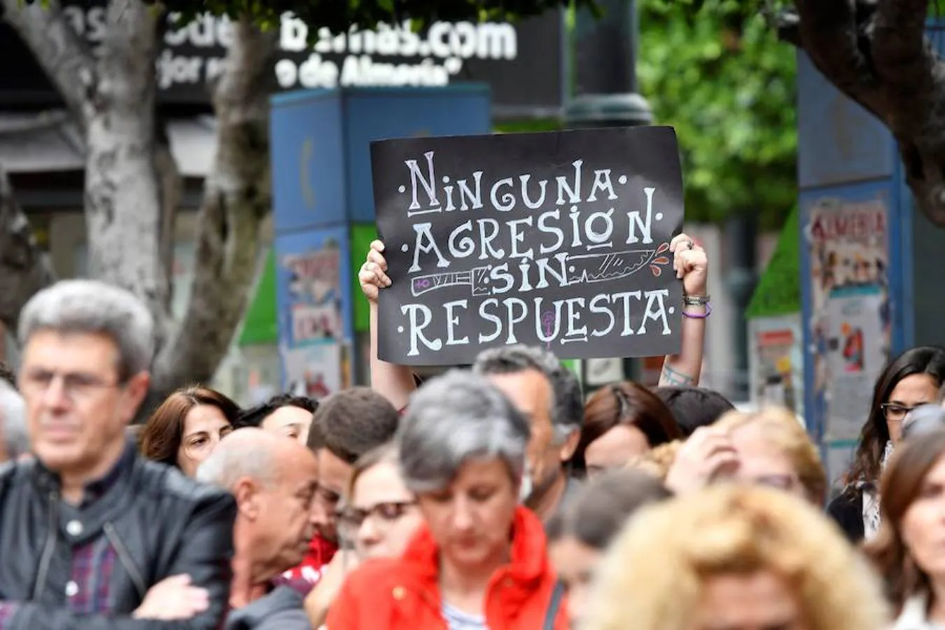 Concentración en Almería en protesta por la sentencia de «La Manada» convocada por la Asamblea Feminista 8M.. 