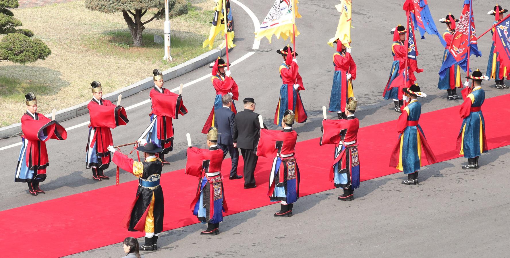 La cumbre histórica entre Corea del Norte y Corea del Sur, en imágenes