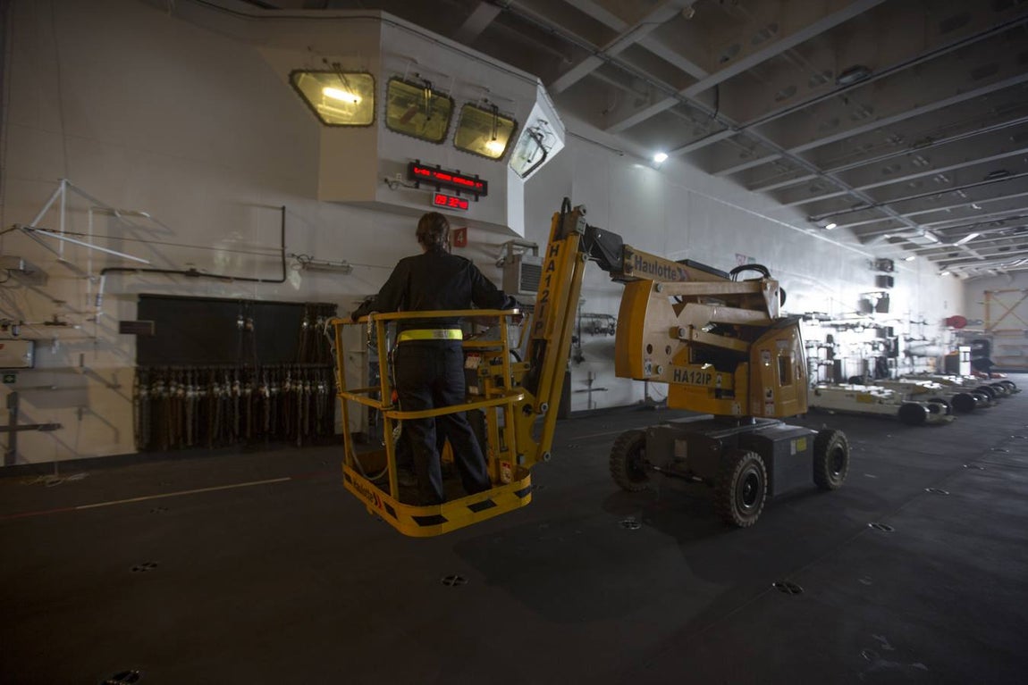 El &#039;Juan Carlos I&#039; ultima los detalles para participar en la misión de Apoyo a Irak