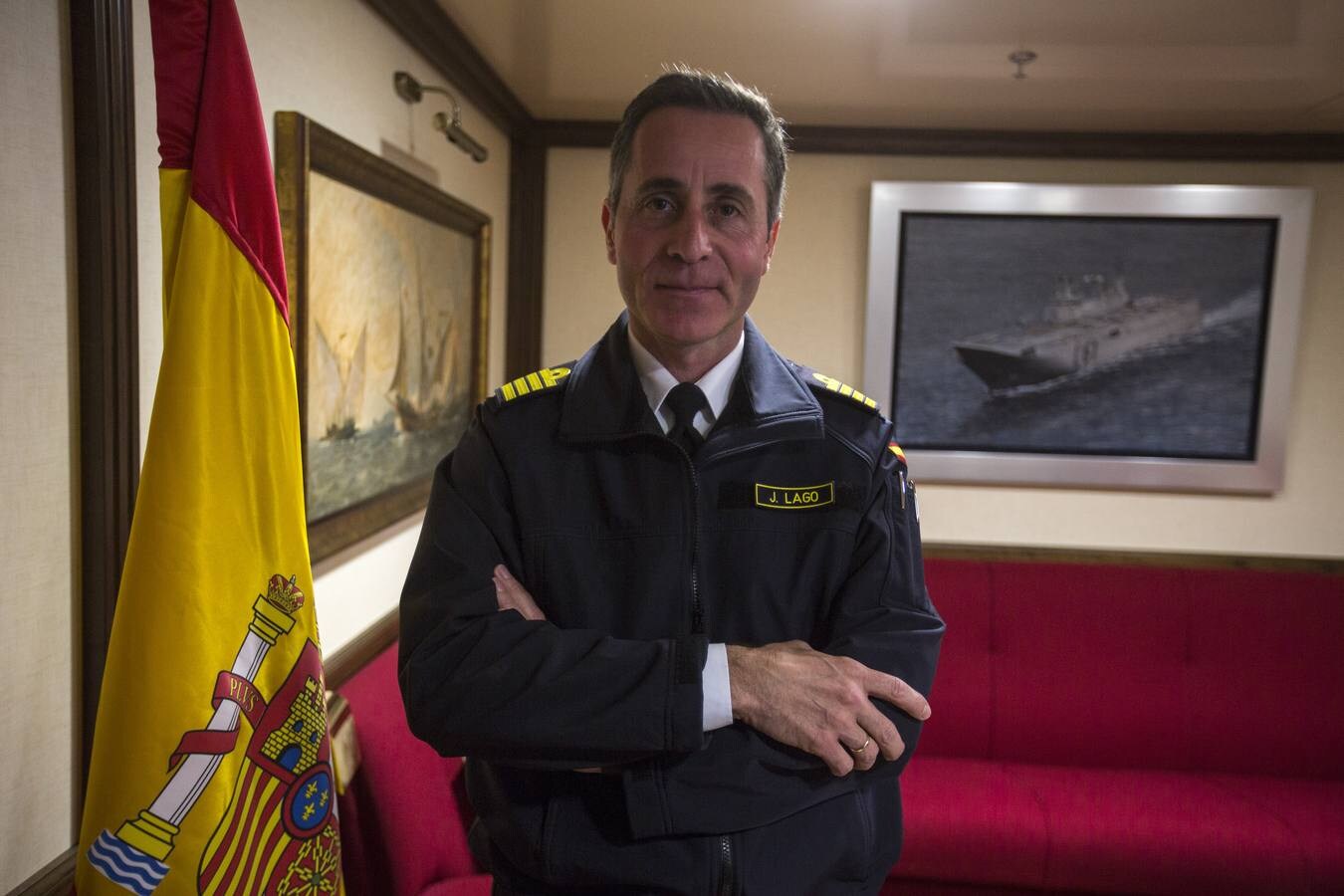 El capitán de navío José Lago Ochoa, comandante del 'Juan Carlos I'