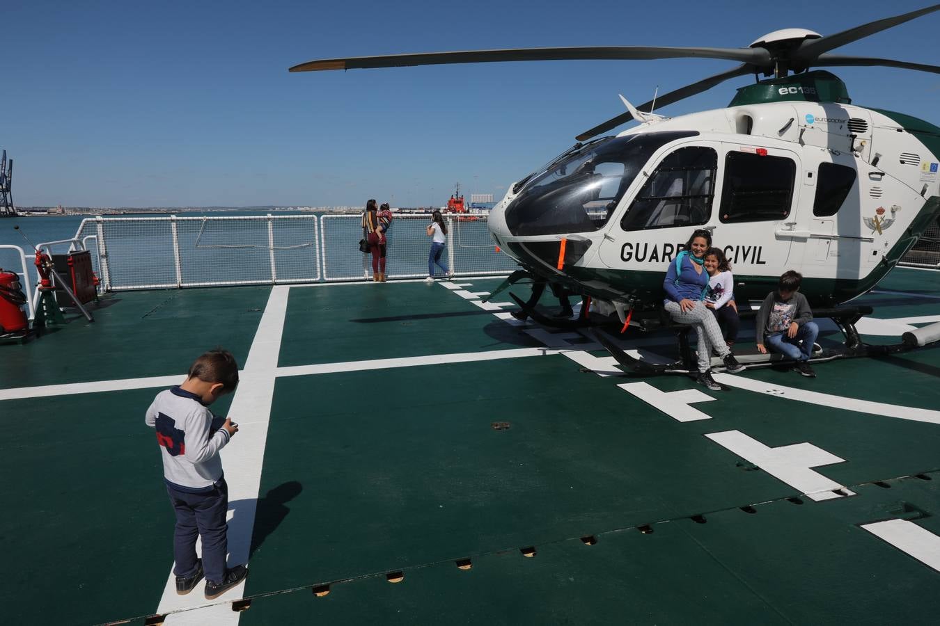 Puertas abiertas con motivo del 25 aniversario del Servicio Marítimo de la Guardia Civil