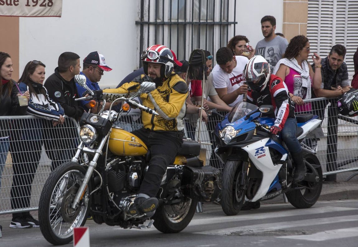 Ambiente de la motorada en El Puerto de Santa María