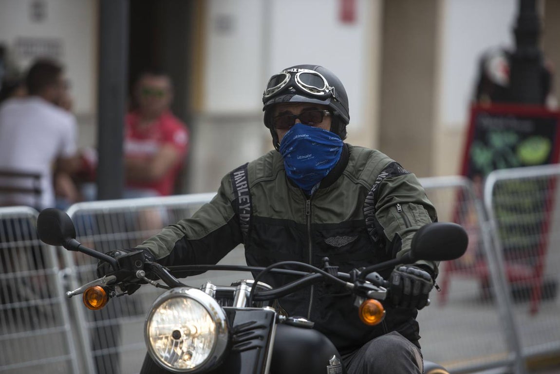 Ambiente de la motorada en El Puerto de Santa María