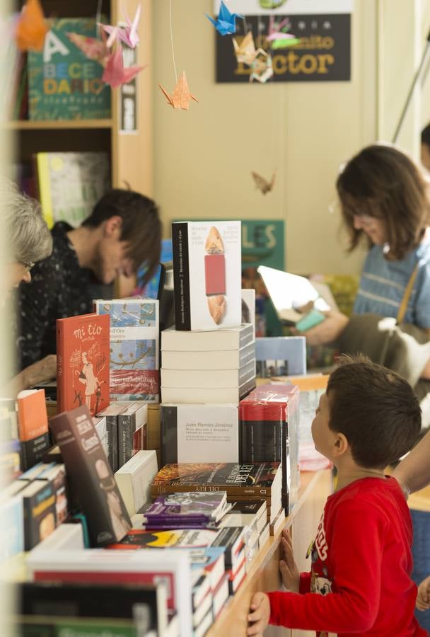 Éxito de público en la Feria del Libro de Sevilla 2018