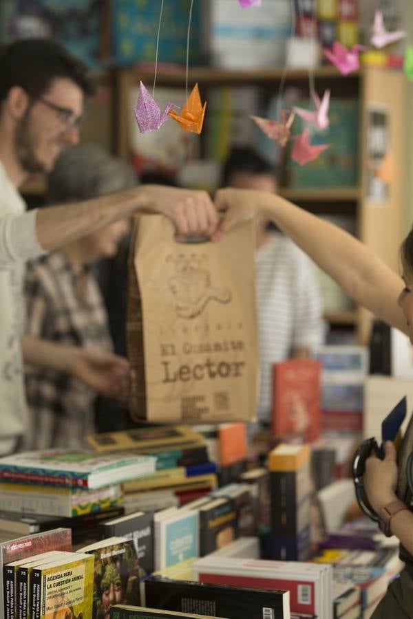 Éxito de público en la Feria del Libro de Sevilla 2018