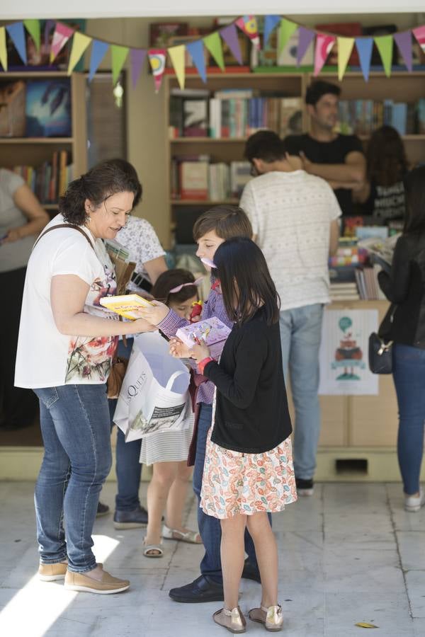 Éxito de público en la Feria del Libro de Sevilla 2018