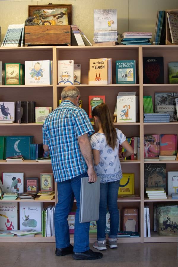 Éxito de público en la Feria del Libro de Sevilla 2018