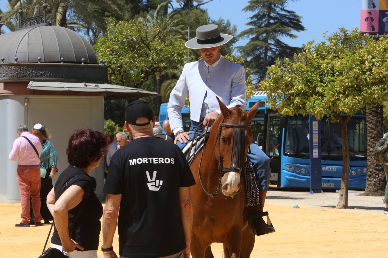 FOTOS: Ambientazo en la Feria del Caballo de Jerez este domingo