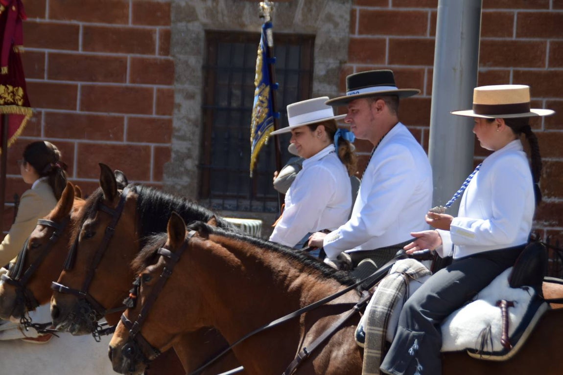 Salida de la hermandad del Rocío de San Fernando