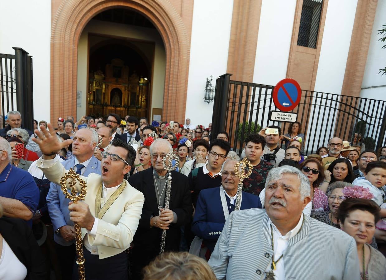 La salida de la hermandad del Cerro del Águila para El Rocío 2018