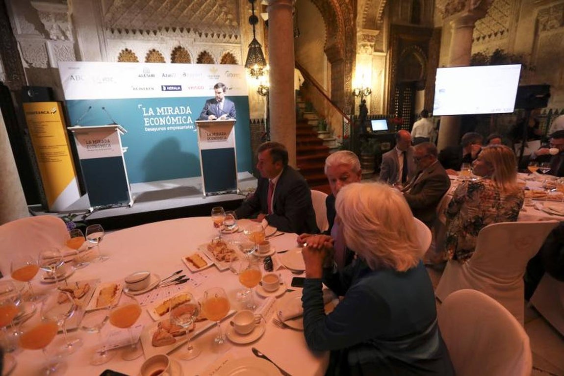 Fotos: La Mirada Económica con Daniel Romero-Abreu