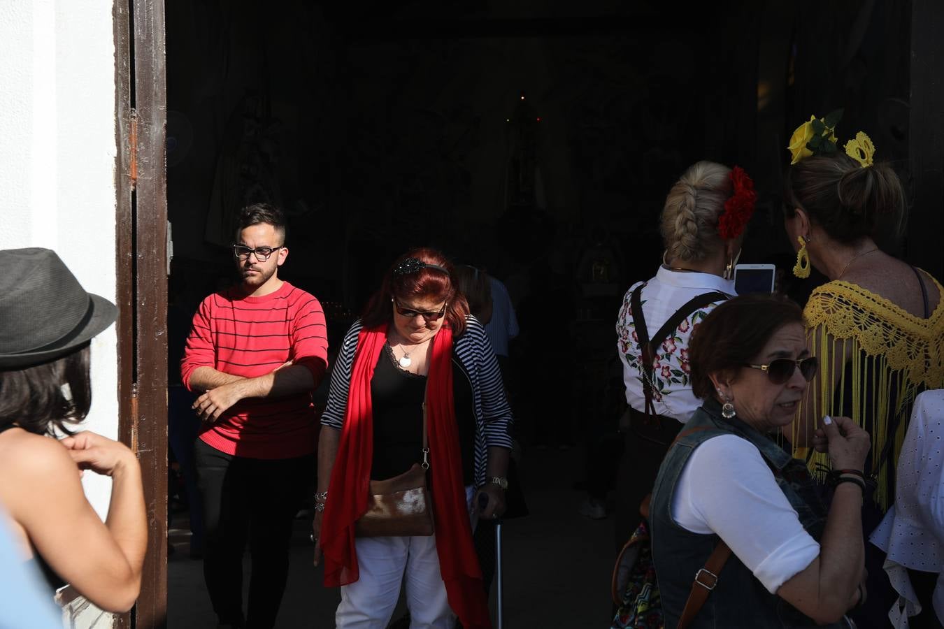 Fotos: La Hermandad de Cádiz cruza el río Guadalquivir