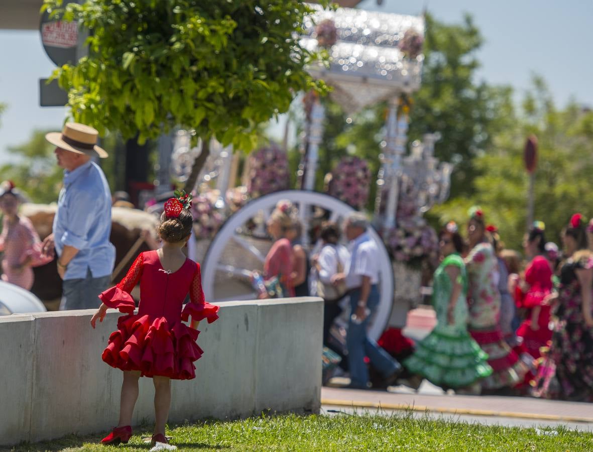 Imágenes del Rocío 2018 en Sevilla: salida de la hermandad de Gines