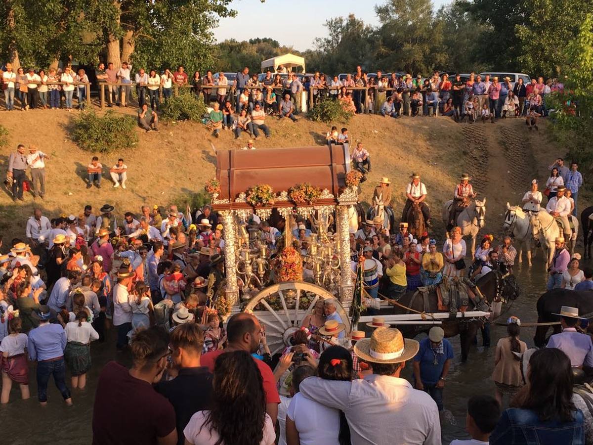 El Rocío 2018: en imágenes, el camino de las hermandades cordobesas (II)