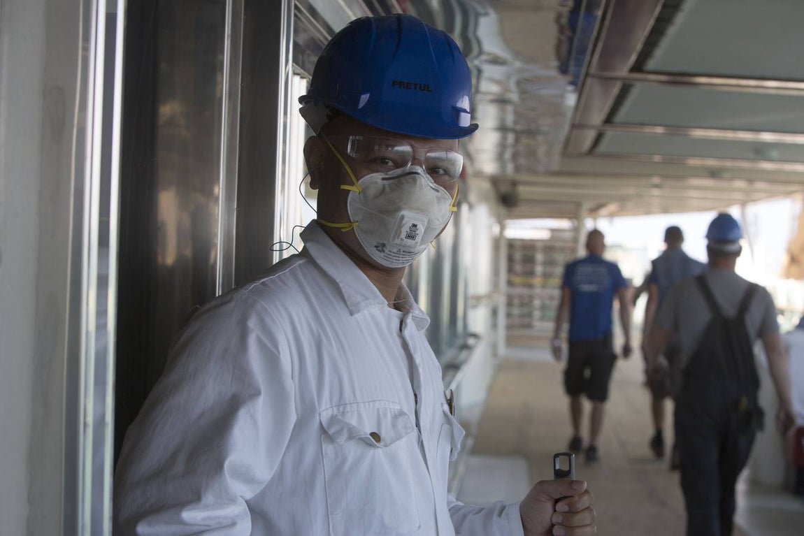 Fotos: La reparación del &#039;Mariner of the seas&#039; en Cádiz, en imágenes