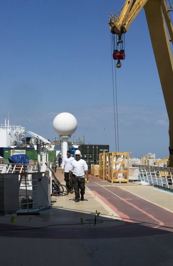 Fotos: La reparación del &#039;Mariner of the seas&#039; en Cádiz, en imágenes