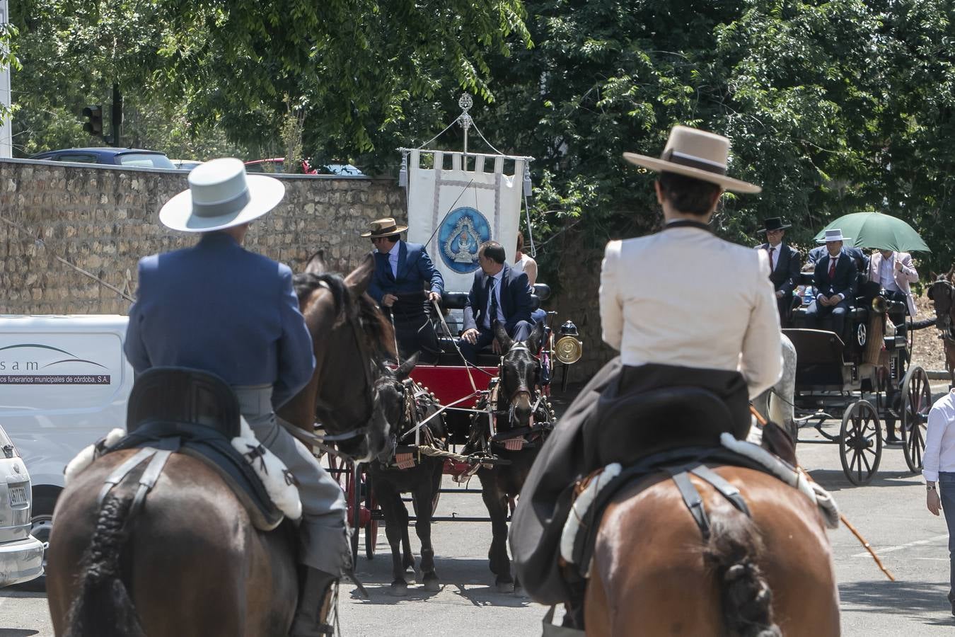 La misa y traslado del estandarte de la Virgen de la Salud de Córdoba, en imágenes