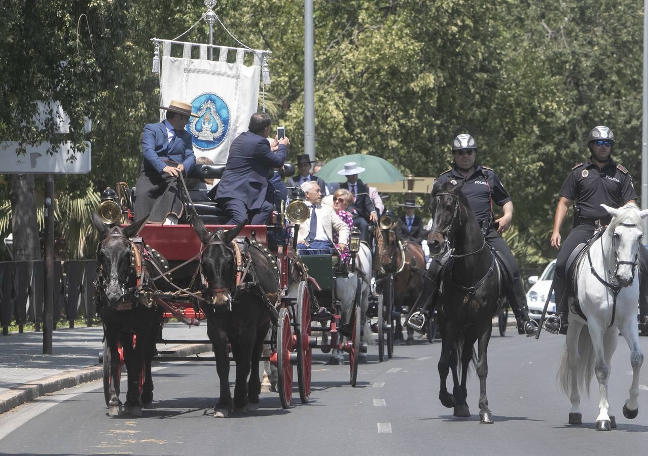 La misa y traslado del estandarte de la Virgen de la Salud de Córdoba, en imágenes