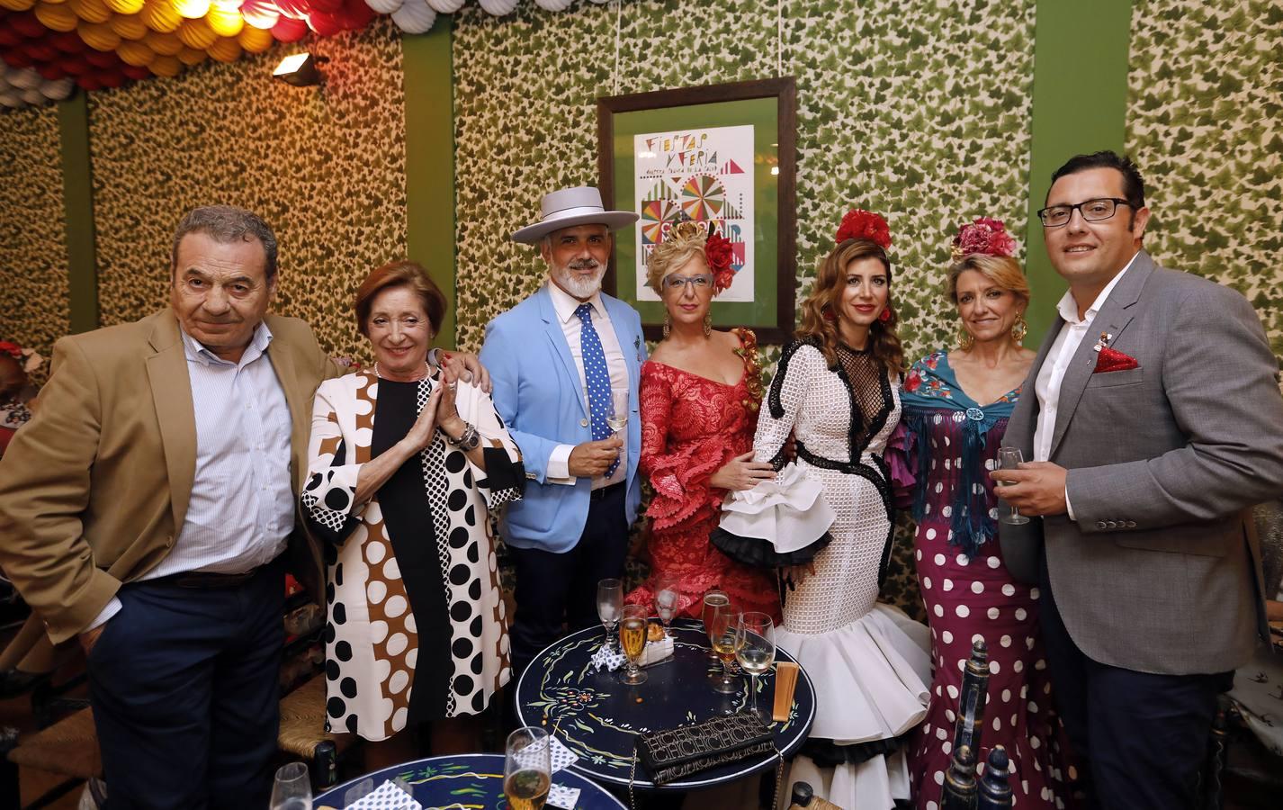 El ambiente en las casetas de la Feria de Córdoba, en imágenes