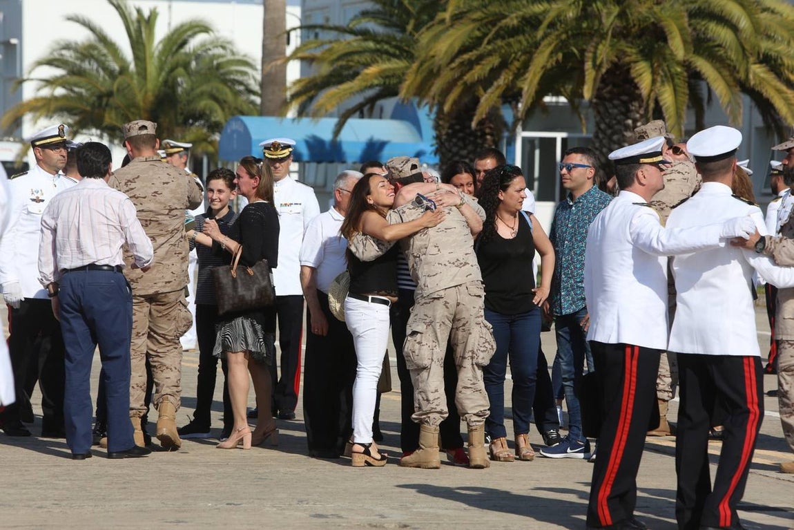 Fotos: Llegada del cuerpo de Antonio Carrero Jiménez a Rota