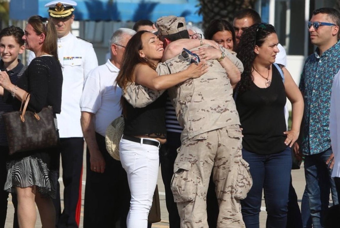 Fotos: Llegada del cuerpo de Antonio Carrero Jiménez a Rota