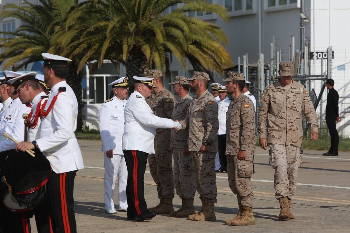 Fotos: Llegada del cuerpo de Antonio Carrero Jiménez a Rota