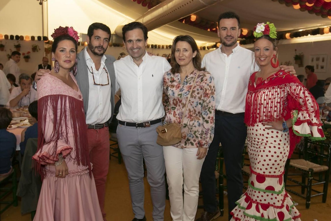 Las casetas el domingo de Feria de Córdoba, en imágenes