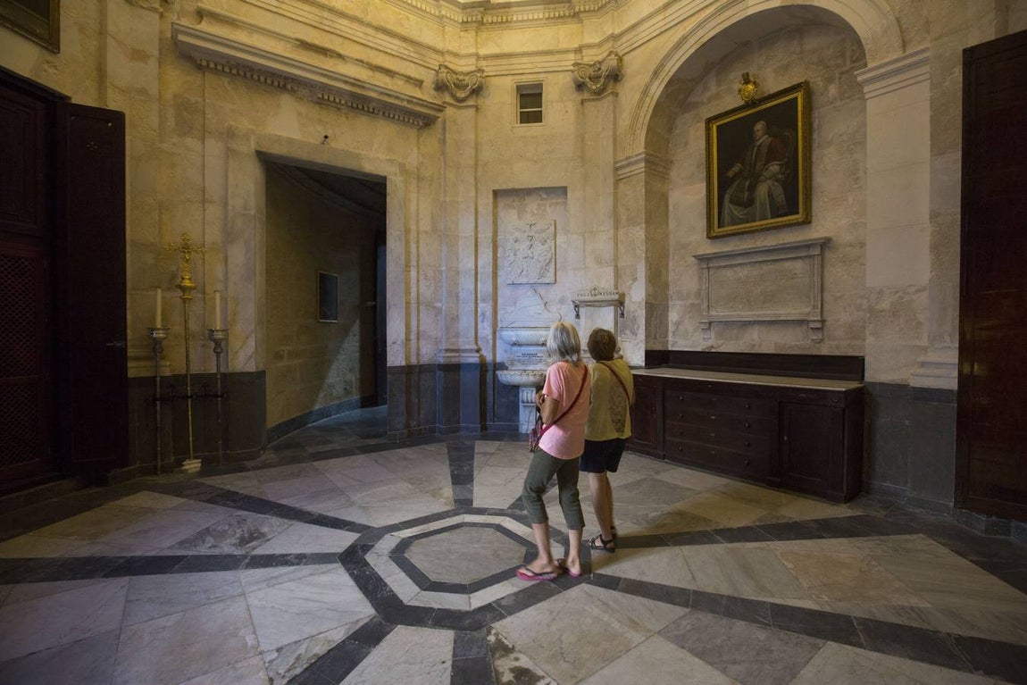 La catedral de Cádiz al descubierto
