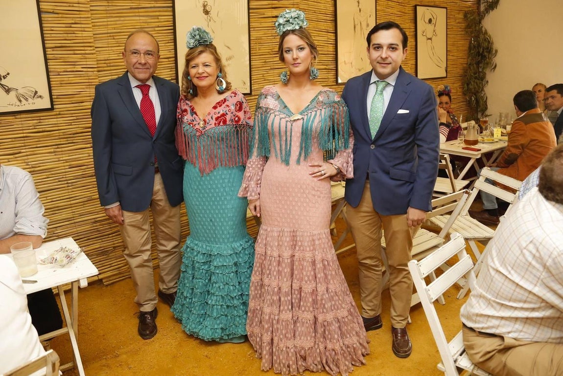 El ambiente en las casetas de Feria de Córdoba de 2018