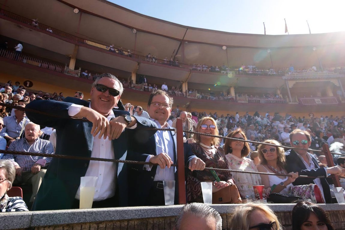 En imágenes, la corrida de Finito, Morante y Roca Rey en Córdoba
