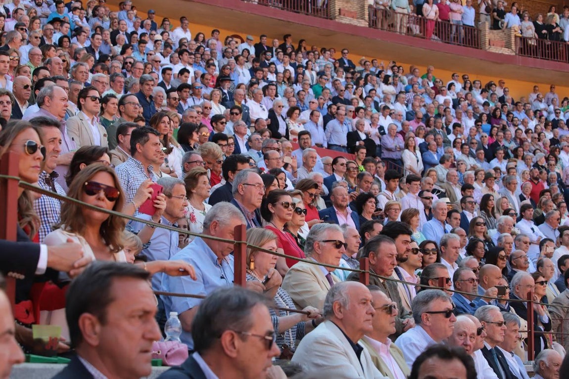 En imágenes, la corrida de Finito, Morante y Roca Rey en Córdoba