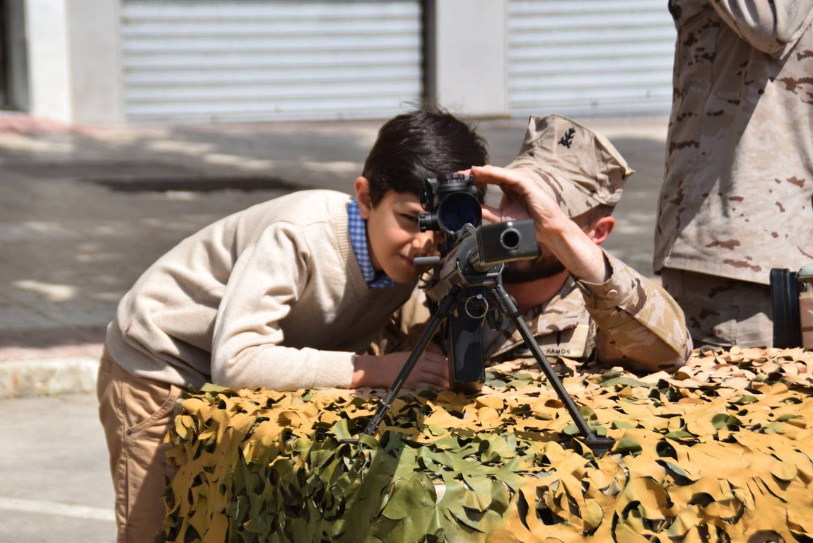 Día de las Fuerzas Armadas en San Fernando