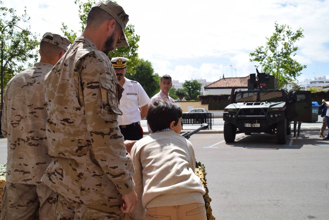 Día de las Fuerzas Armadas en San Fernando