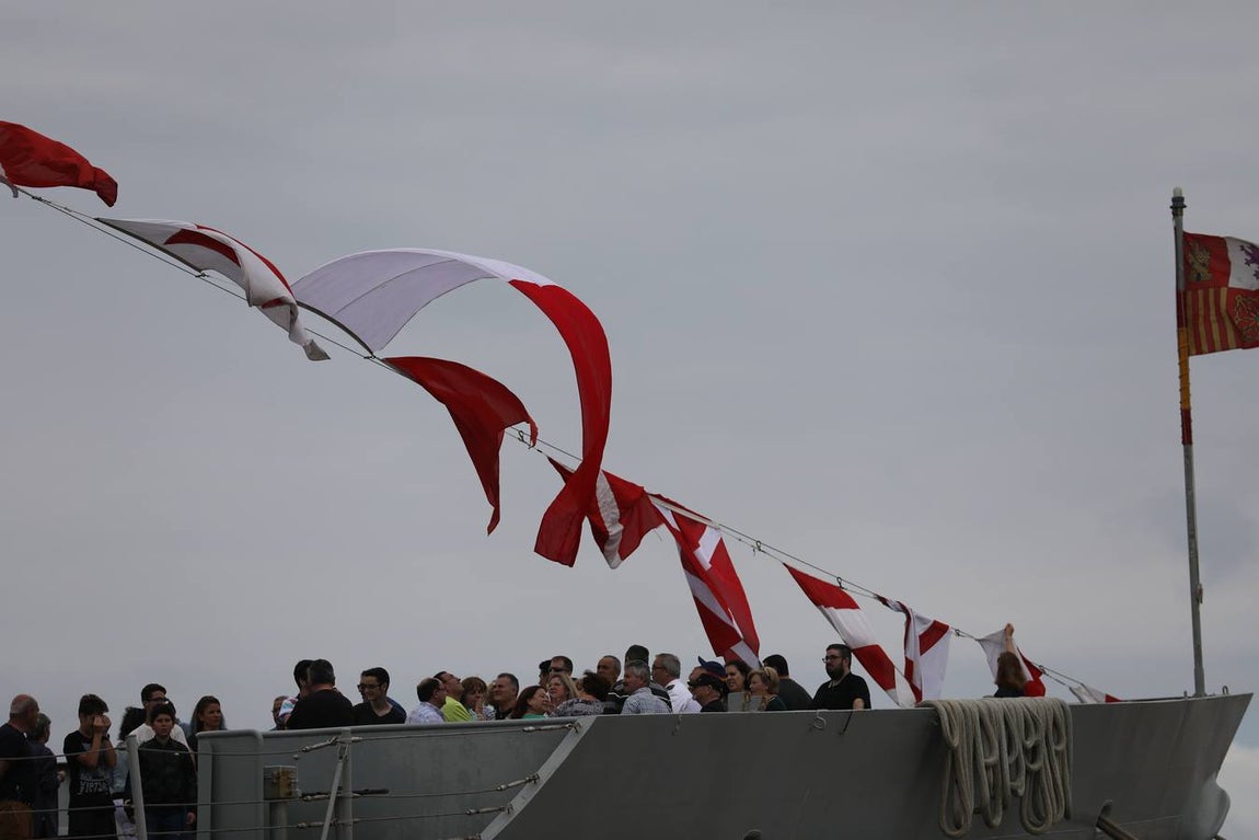 Celebración del Día de las Fuerzas Armadas en la base Naval de Rota