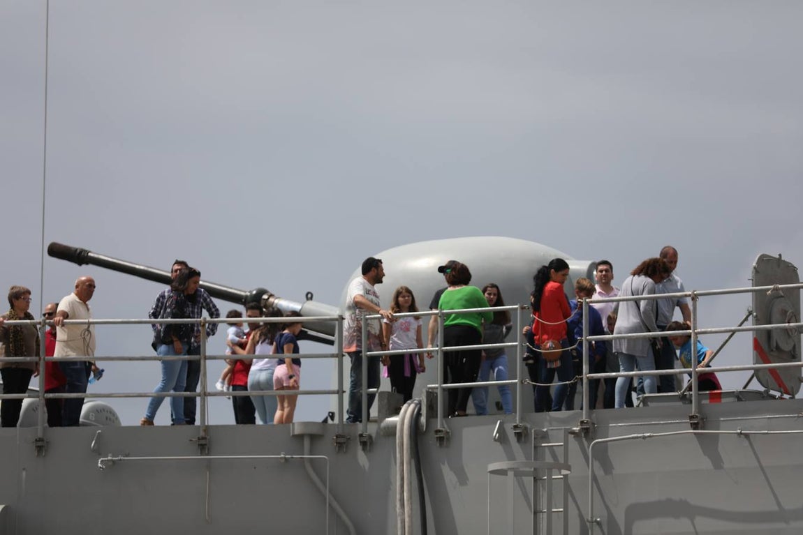 Celebración del Día de las Fuerzas Armadas en la base Naval de Rota