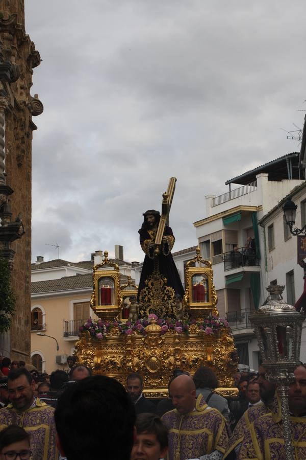 En imágenes, la salida extraordinaria de Jesús Nazareno en Priego de Córdoba