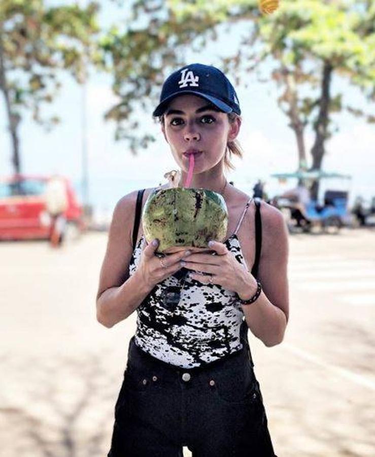 Lucy Hale. La actriz, conocida por su papel de Aria en «Pequeñas mentirosas» está disfrutando de unos días de desconexión en República Dominicana