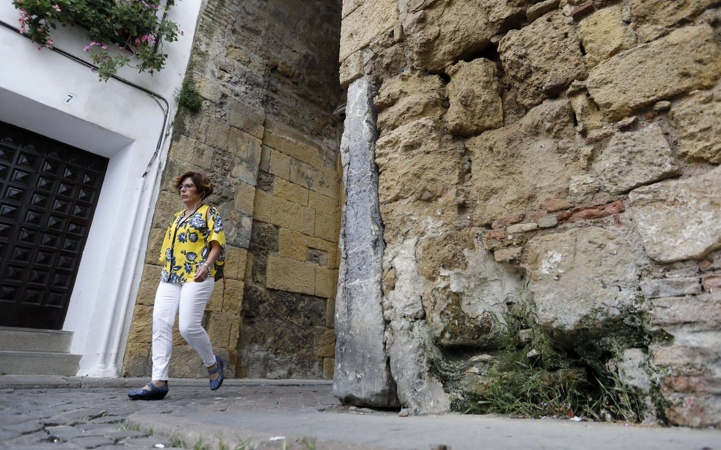 En imágenes, el deterioro de rincones históricos en el Casco de Córdoba