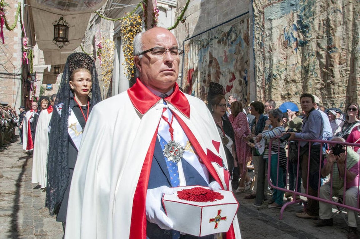 Un magno desfile en honor al Santísimo