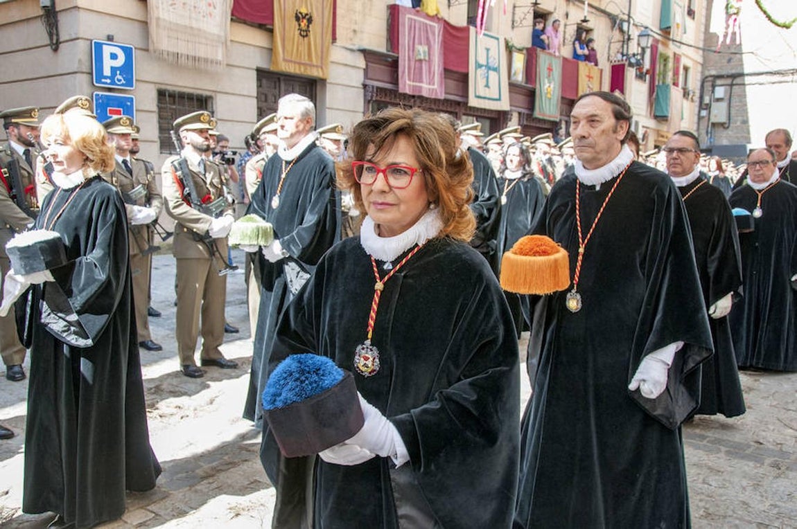 Un magno desfile en honor al Santísimo