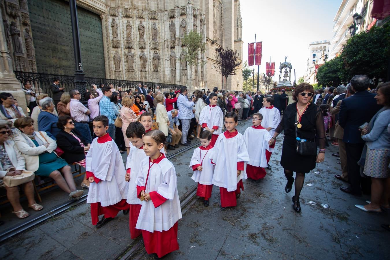 Fotogalería: Todos los detalles del cortejo