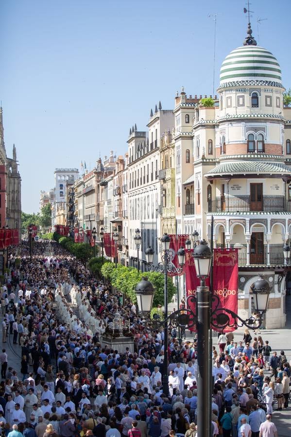 En imágenes, una mañana radiante de Corpus Christi