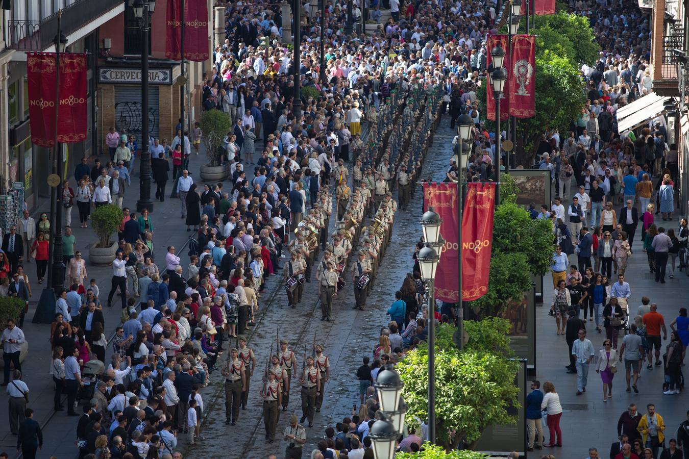 En imágenes, una mañana radiante de Corpus Christi