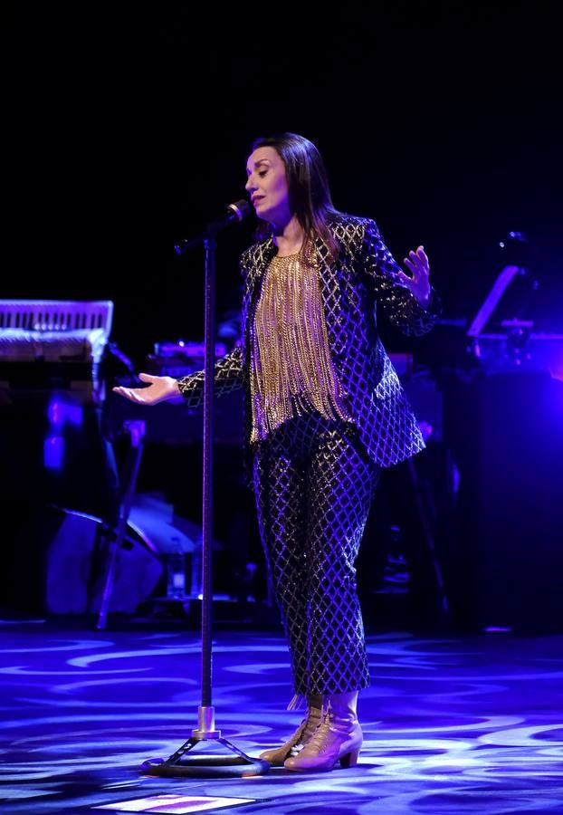 En imágenes, el concierto de Luz Casal en Sevilla