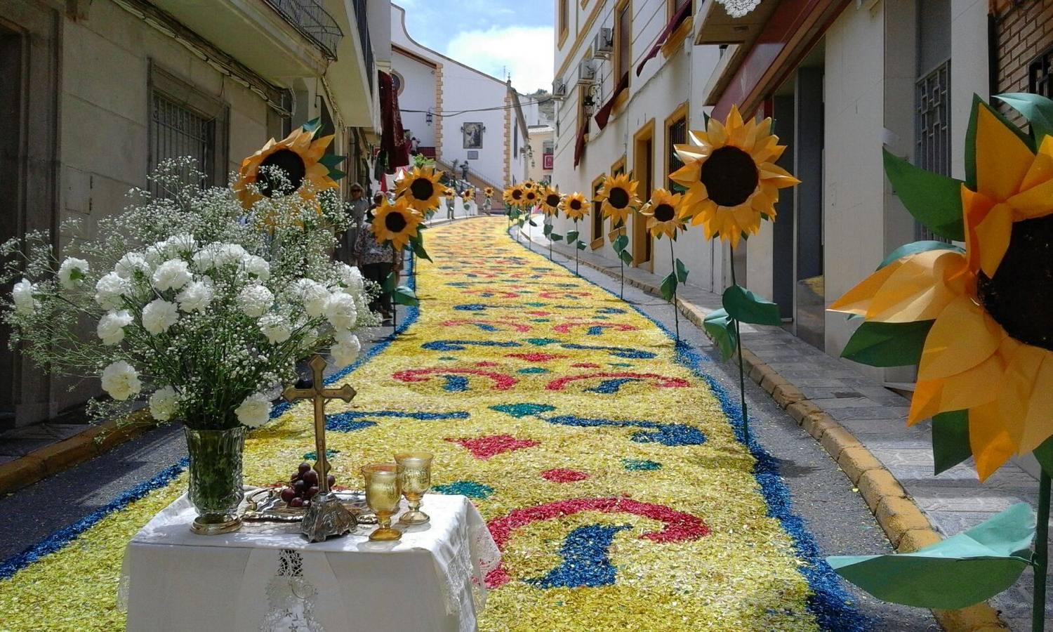 Así luce el colorido Corpus de Valenzuela