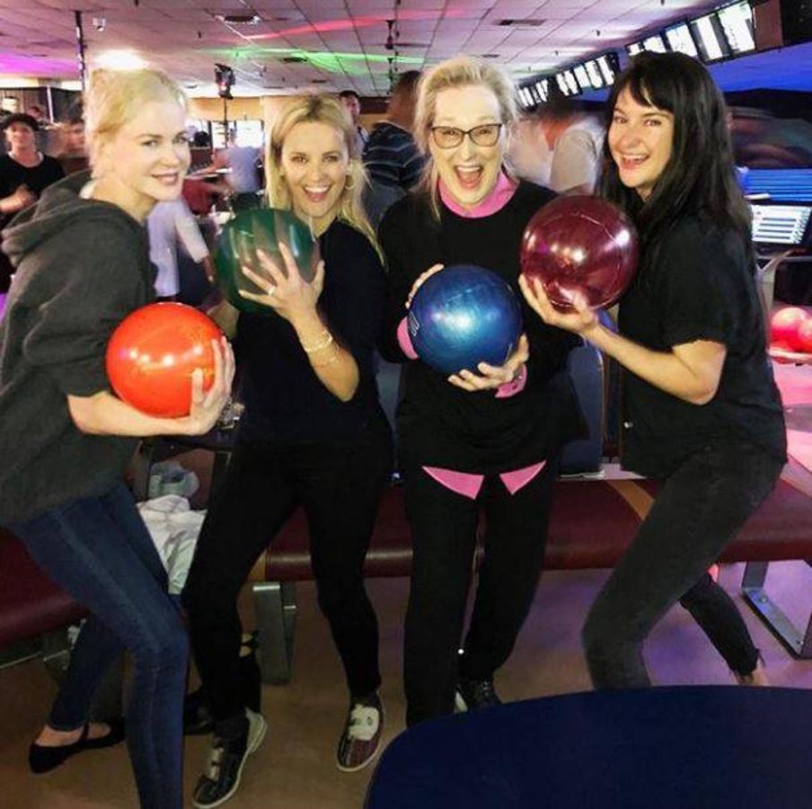 Las chicas de «Big Little Lies» han dejado por un momento el rodaje de la segunda temporada para jugar a los bolos. 