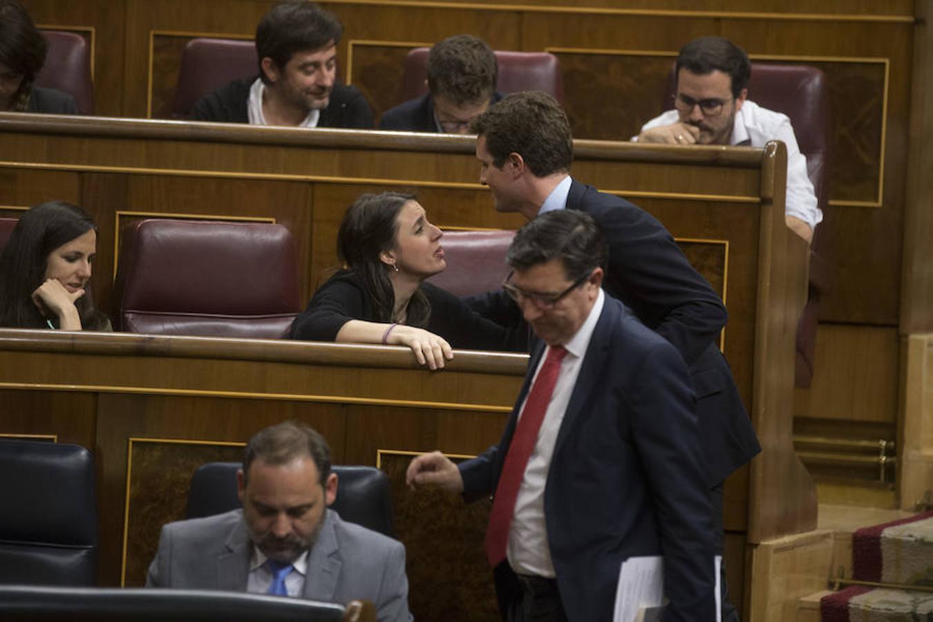 Pablo Casado, entre los diputados que trasladaron sus condolencias a Montero. 