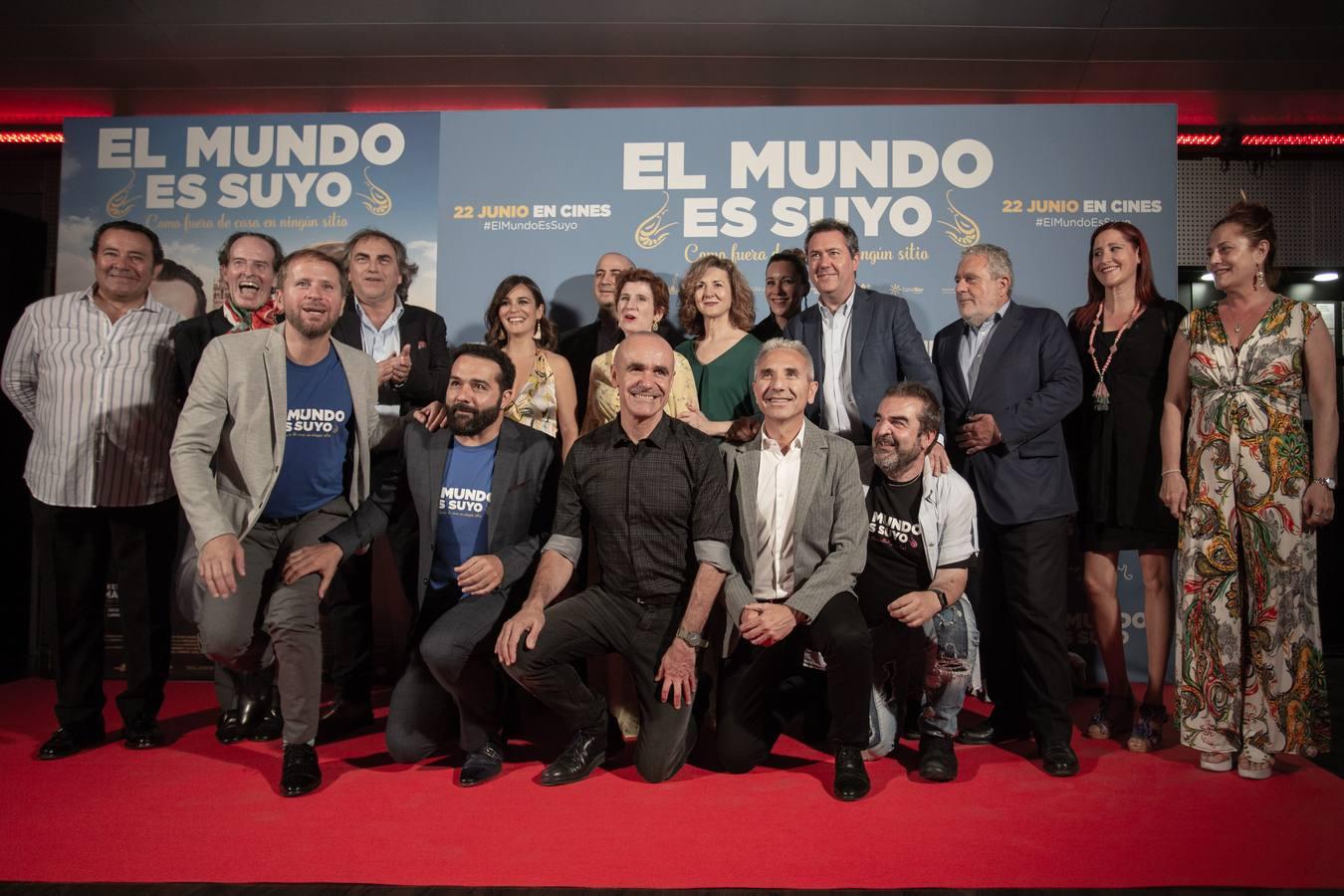 Los Compadres presentan en Sevilla su última película