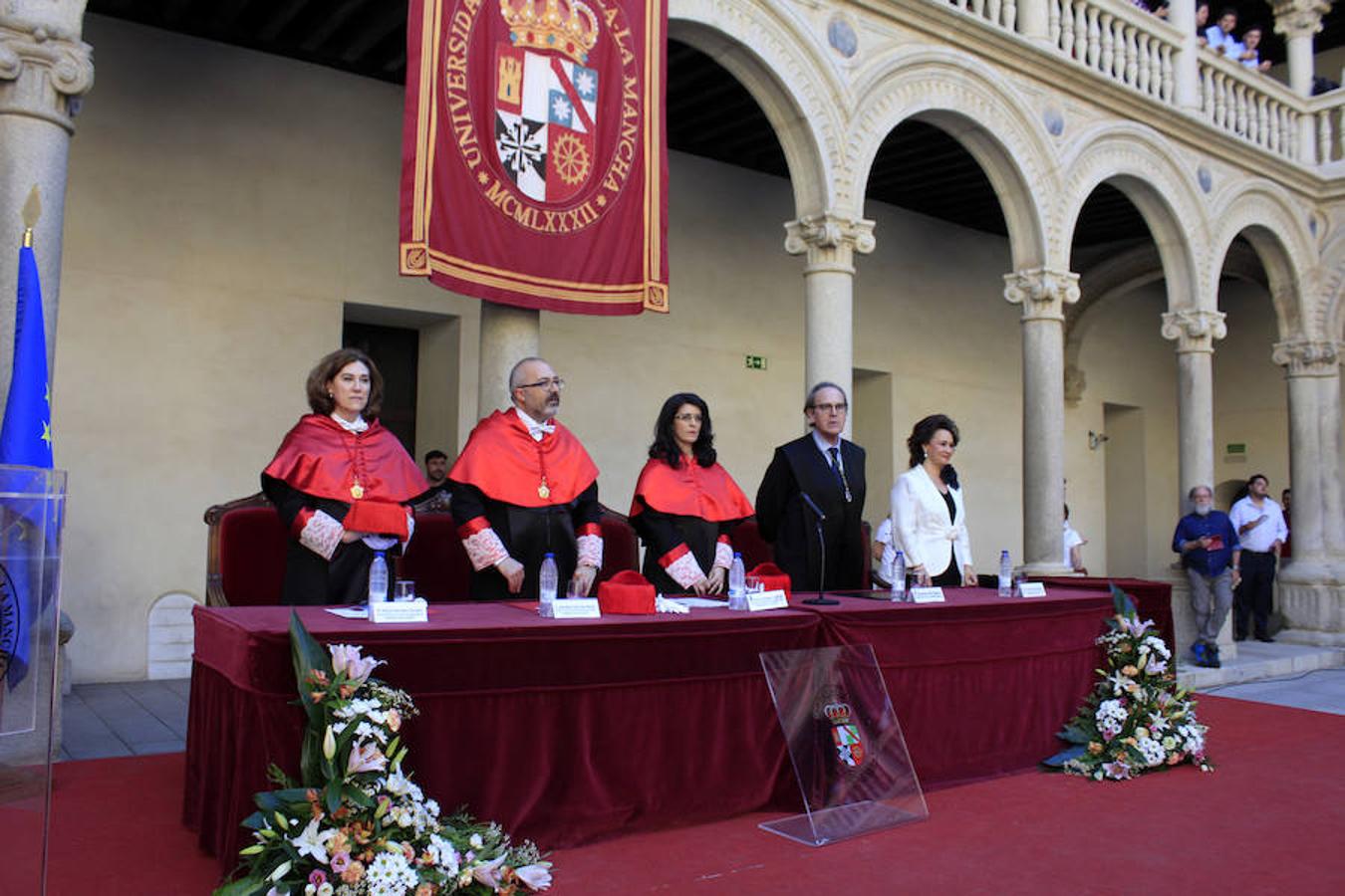 Graduación de la V promoción de Ciencias Jurídicas y Sociales